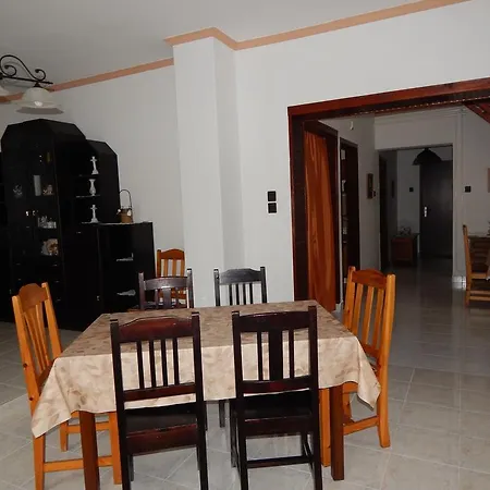 Casa vacanze Rokszin Apartman *