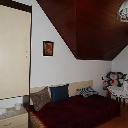 Rokszin Apartman