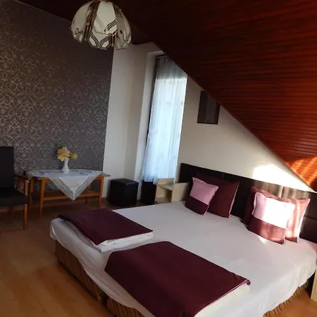 Rokszin Apartman Casa vacanze Gyula