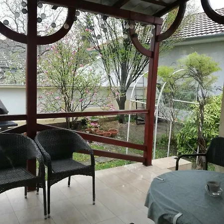 Rokszin Apartman * Gyula